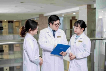 vinmec duoc cong nhan la trung tam xuat sac ve di ung   mien dich nho gop phan chuan hoa va nang cao nang luc toan nganh
